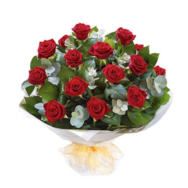 15 red roses